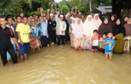 100 Penduduk Terperangkap Banjir Dihulurkan Bantuan